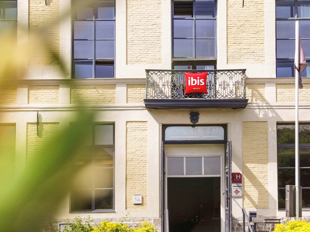 Ibis Douai Centre 4/65