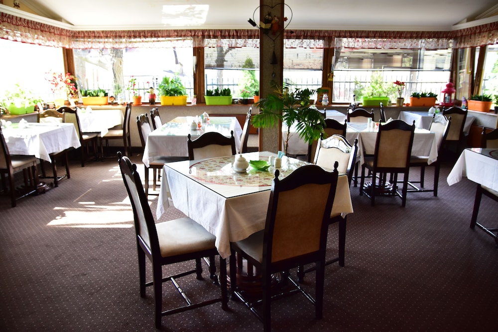 Garni Hotel Lav 35/50