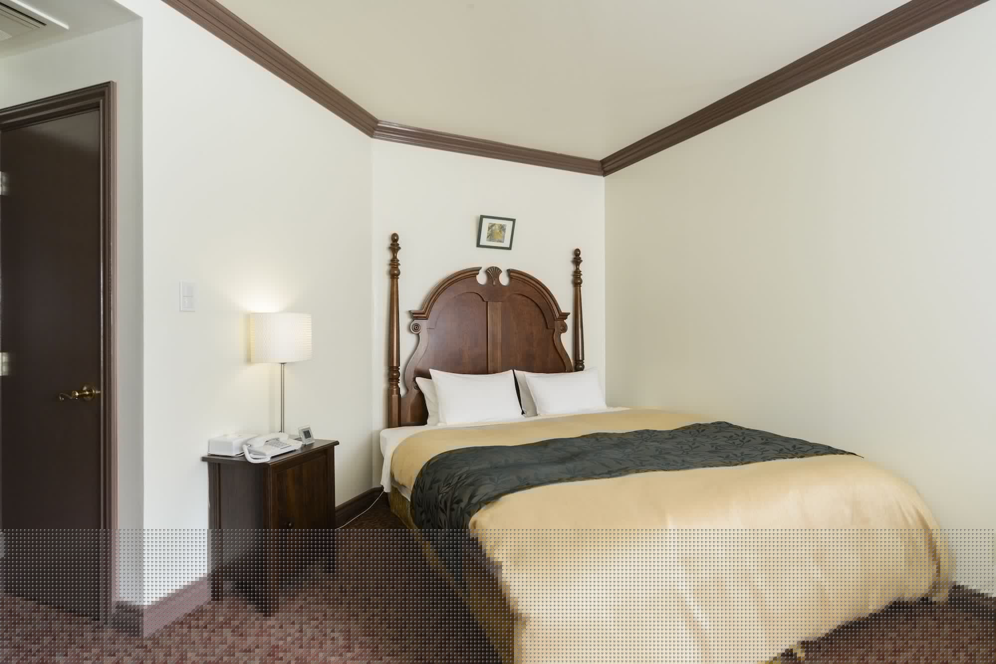 ROOM, DOUBLE BED, ADULT ONLY