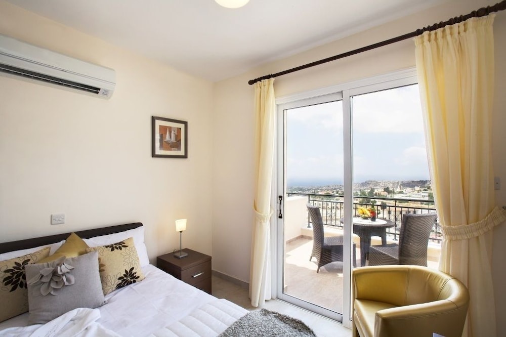 CLUB CORAL VIEW RESORT 34/53