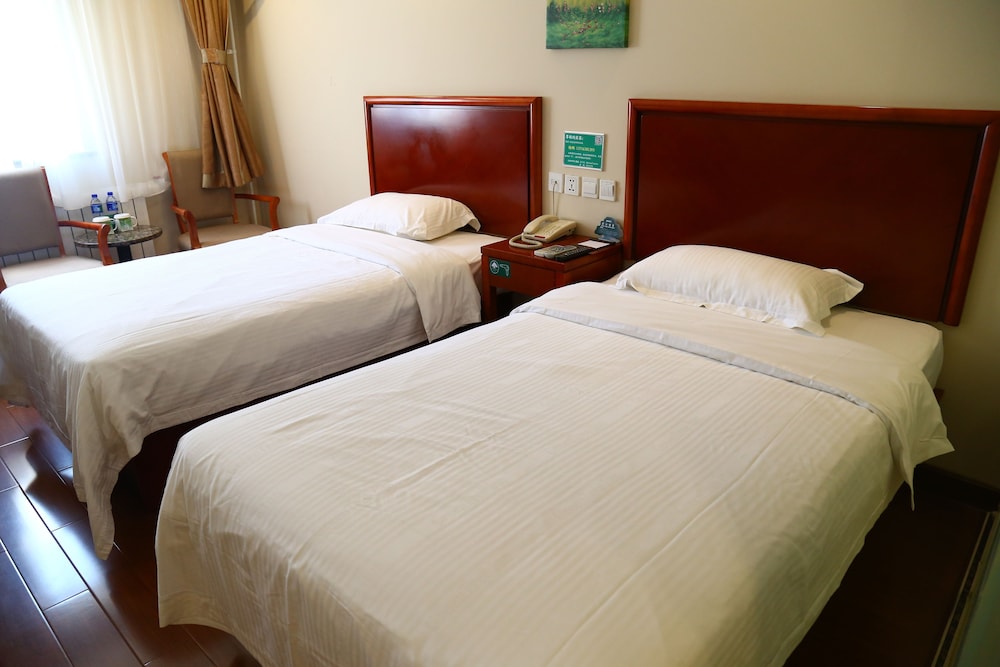 Greentree Inn Beijing Guangmingqiao Express Apartment Hotel 9/23
