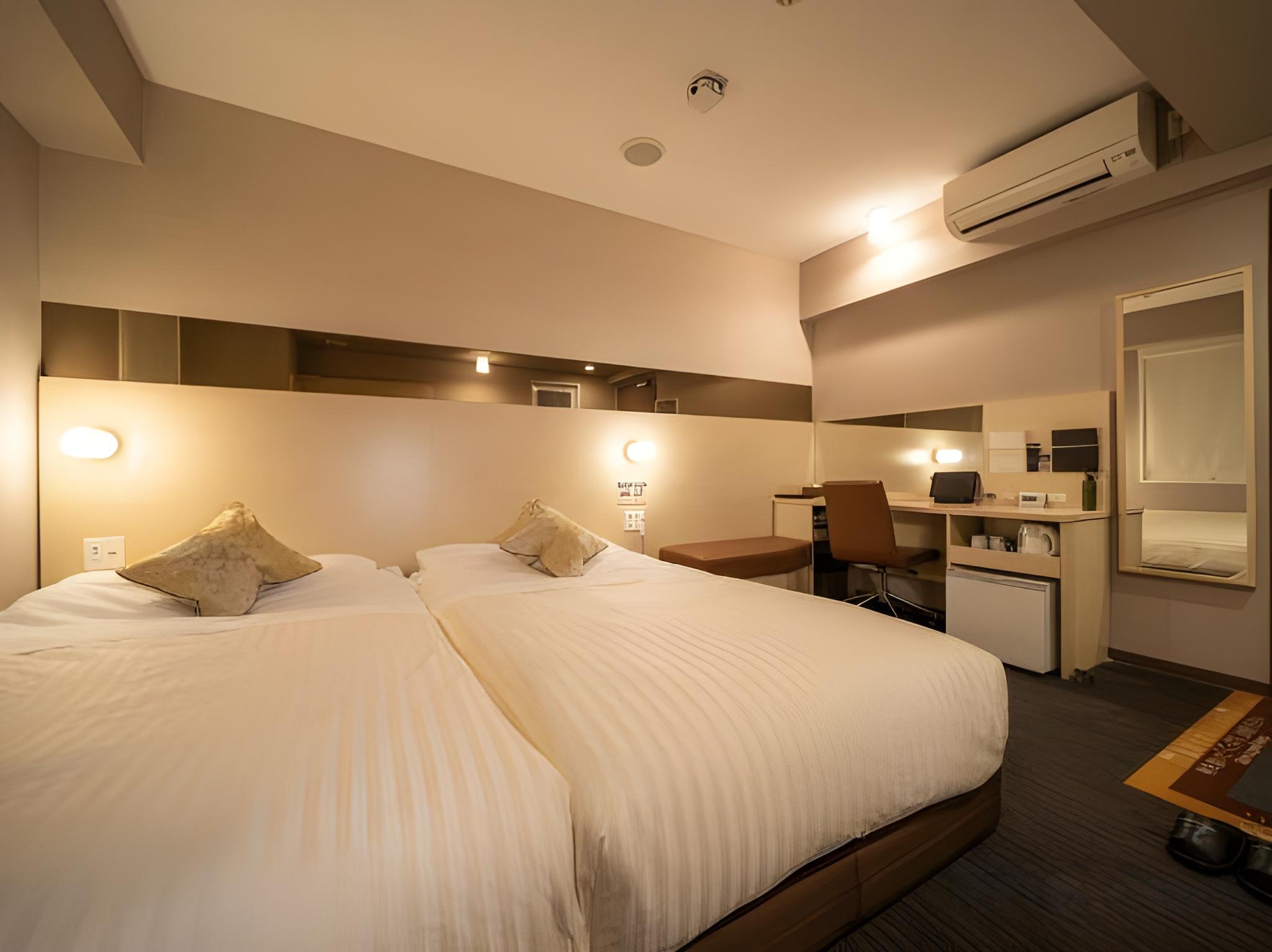 Semi Room, Standard, Semi Double Bed