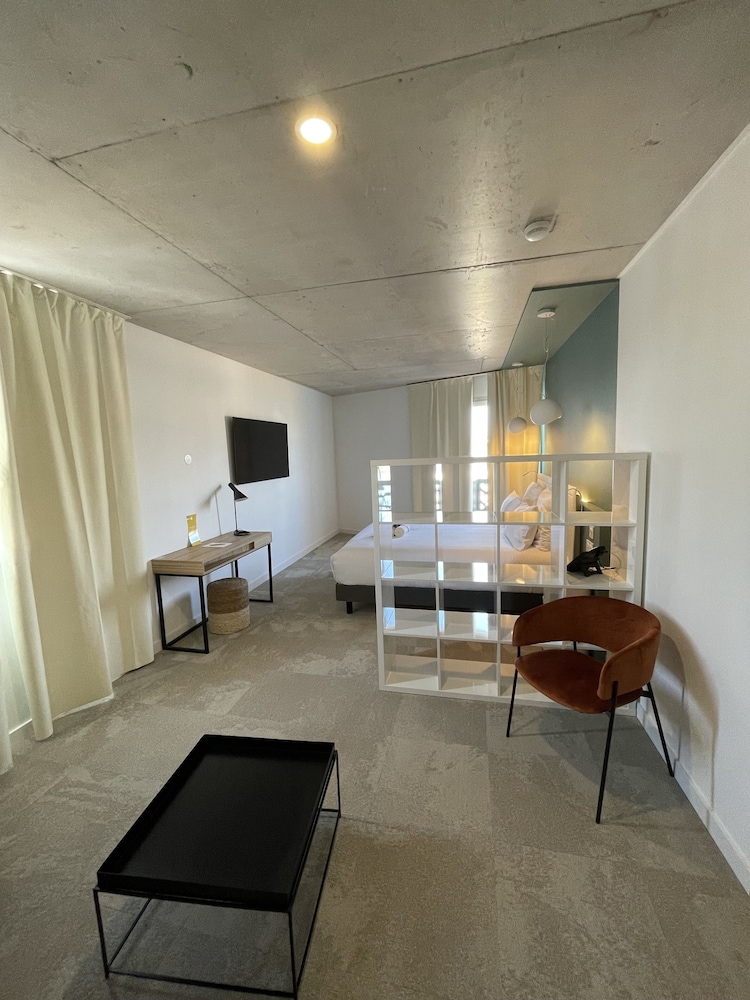 Golden Tulip Martigues Provence 24/43