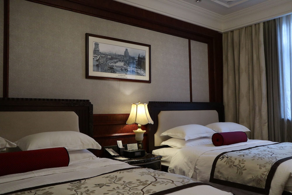 Shanghai Donghu Hotel 35/62