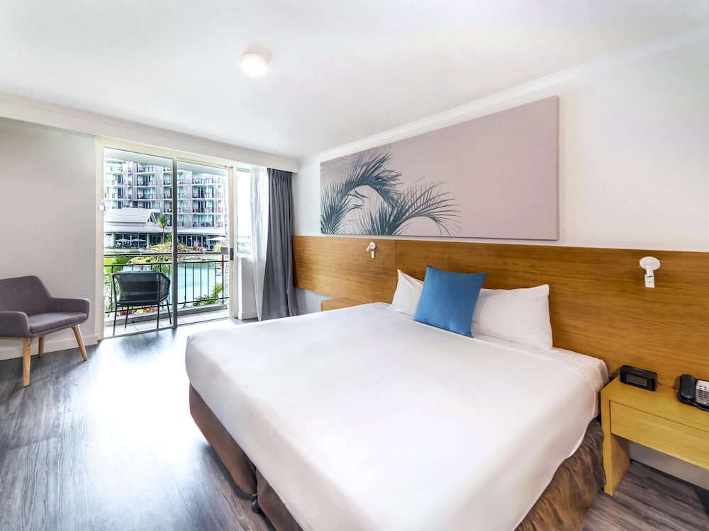 Novotel Cairns Oasis Resort 26/80
