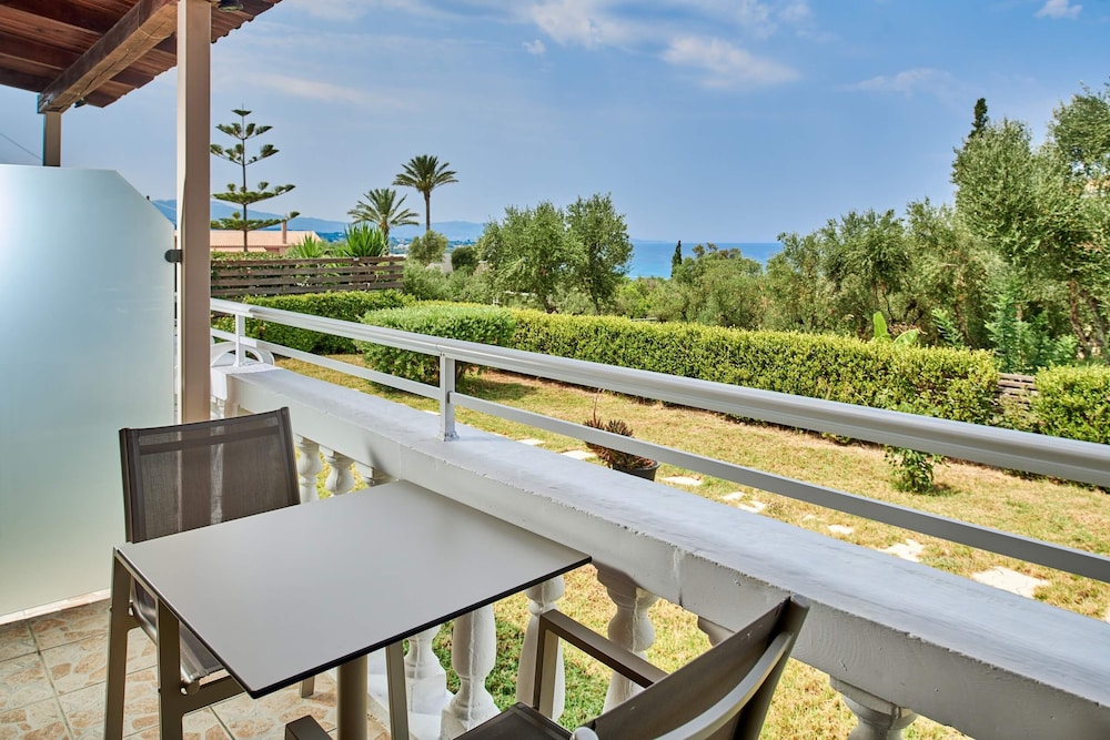 Ionian Aura Apartments 30/50