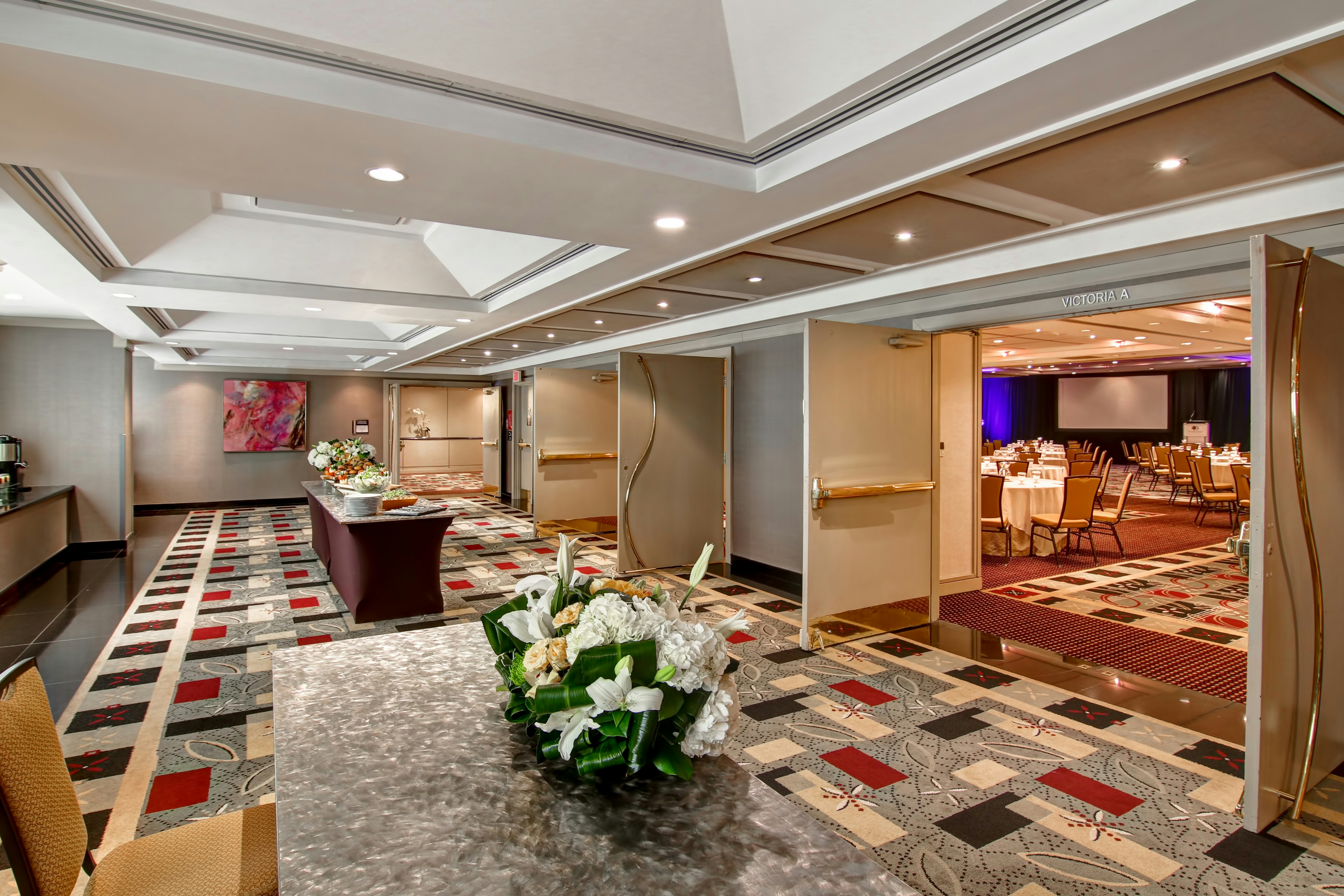 Doubletree By Hilton Hotel Toronto Downtown 45/83