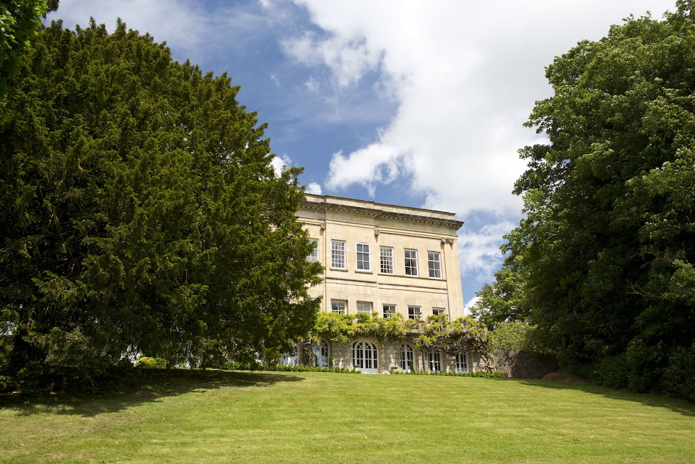 Bailbrook House 70/75