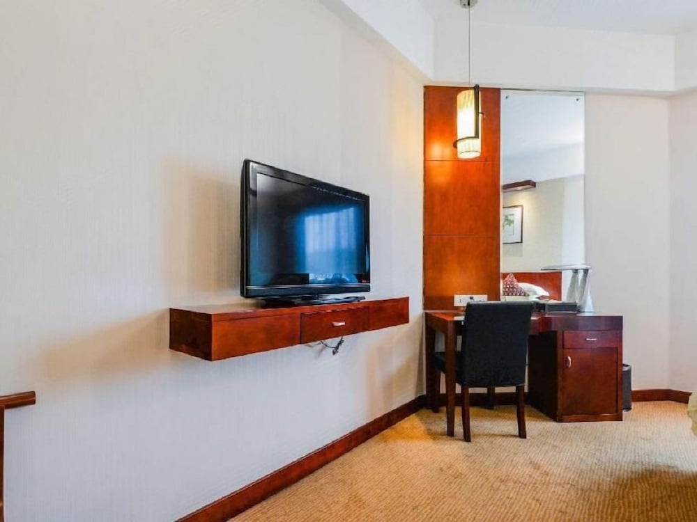 Yanling Hotel 44/50