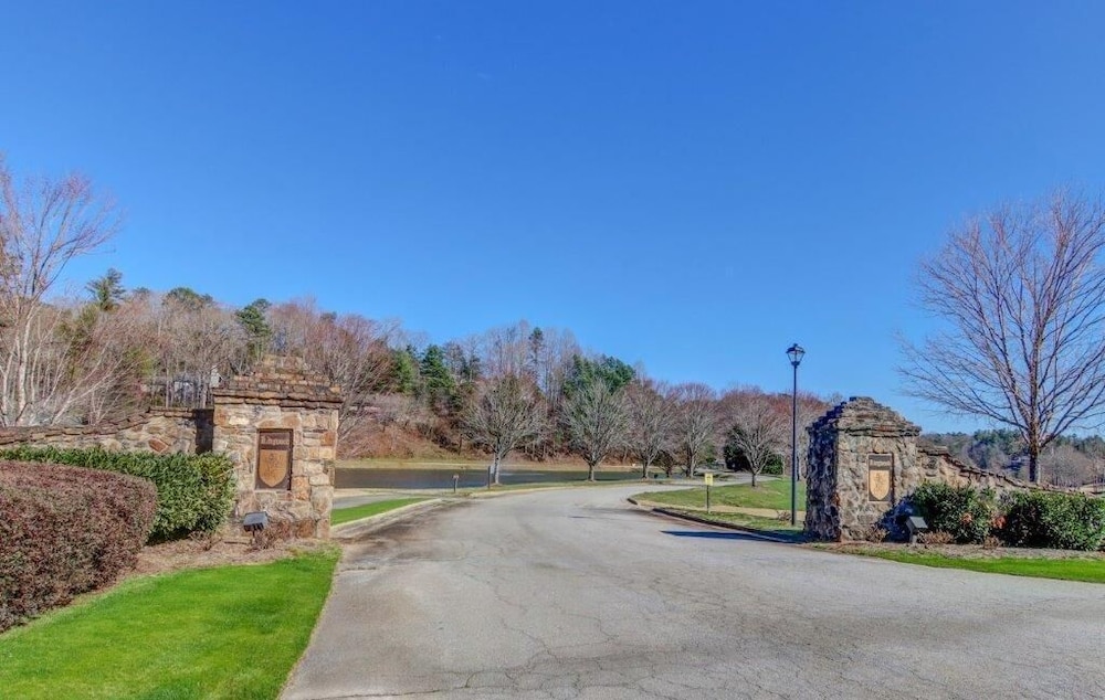 Kingwood Resort 51/59