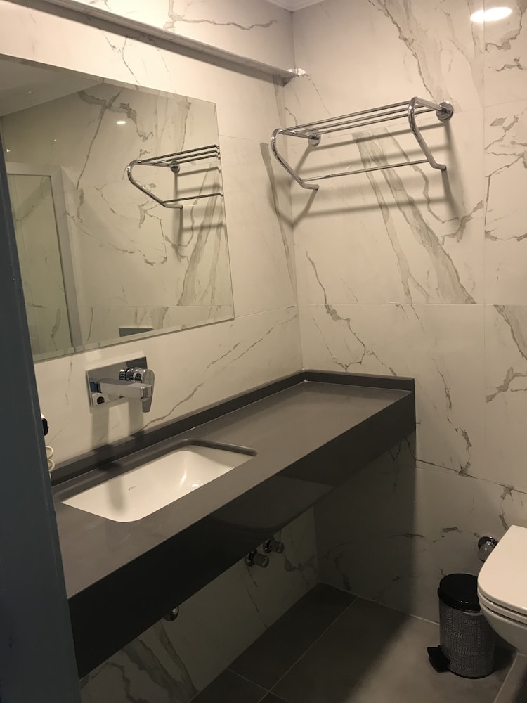Kilim Hotel 30/71