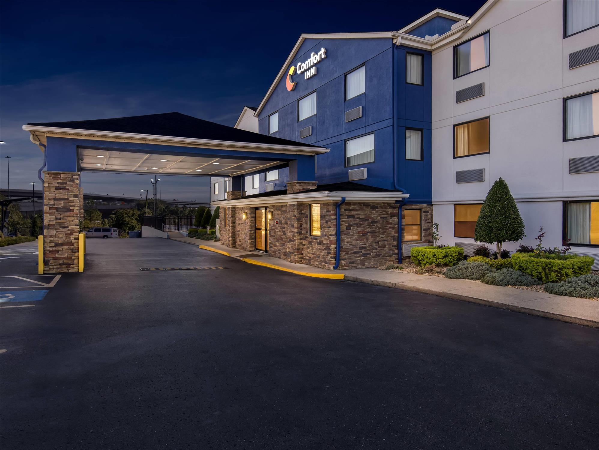 Comfort Inn Nashville West 32/33