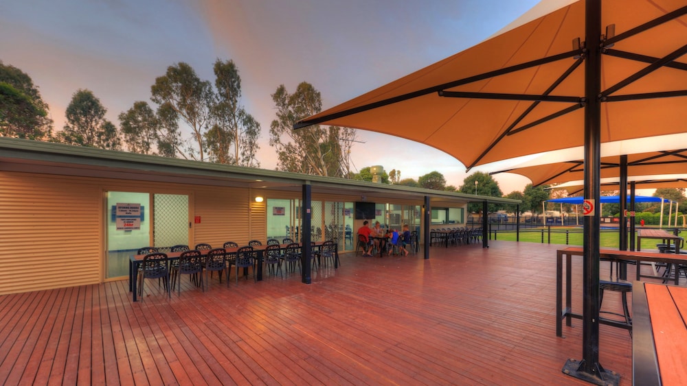 Yarrawonga Holiday Park 14/21