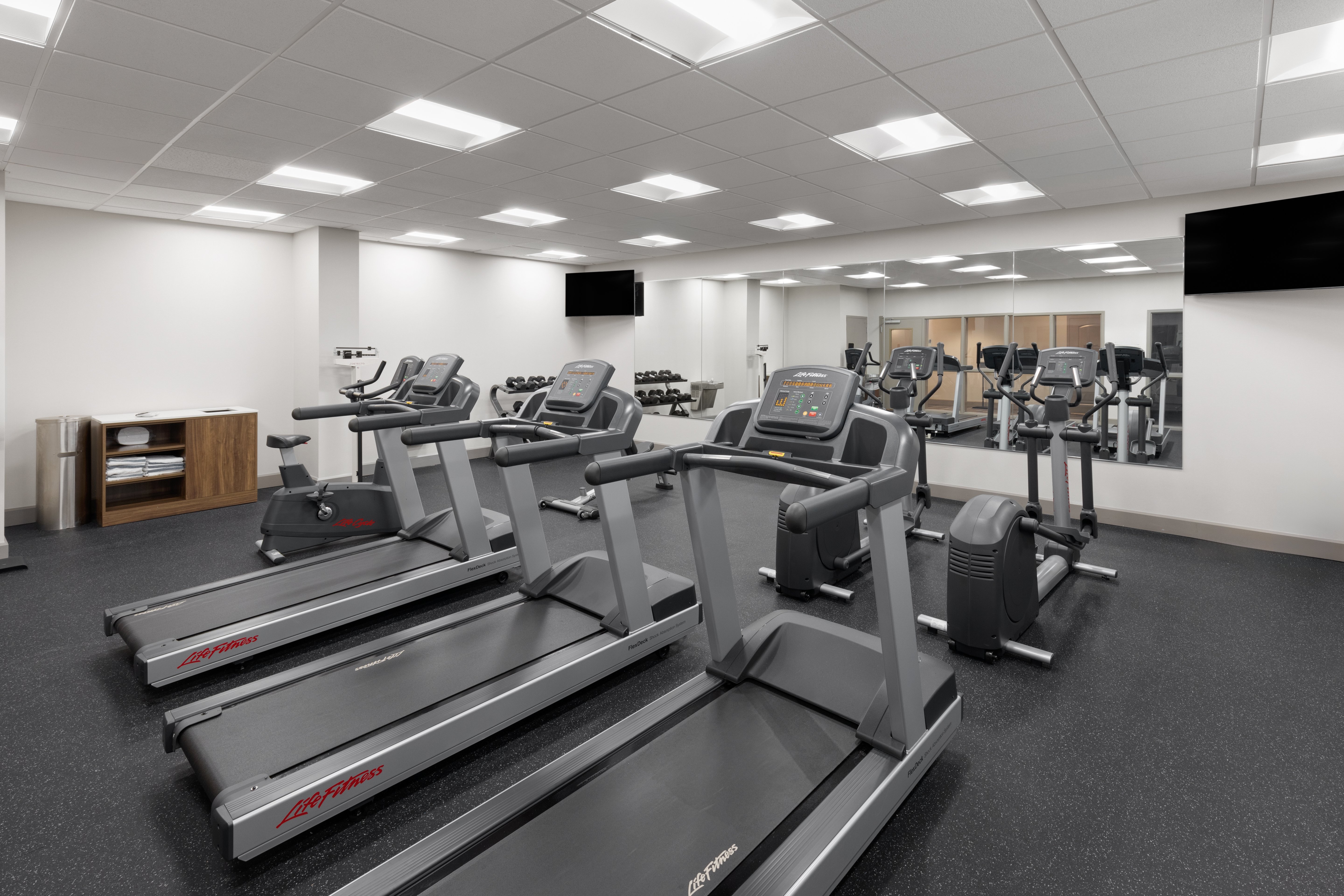 Holiday Inn Express Hotel And Suites Huntsville West Research Pk 39/70