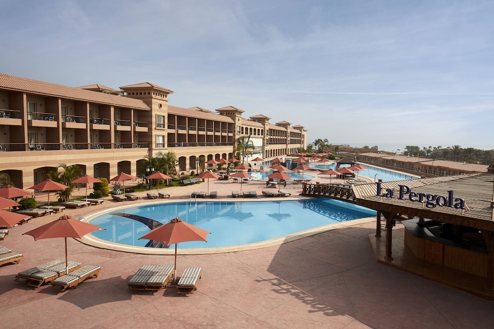 Coral Sea Beach Resort & Aqua Park 44/50