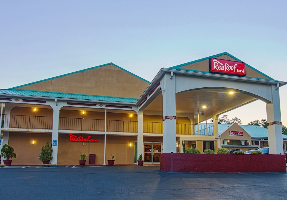 Red Roof Inn Crossville 1/28