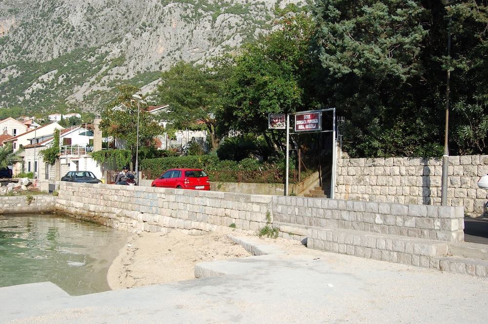 Apartments Dobrotski Dvori 47/64
