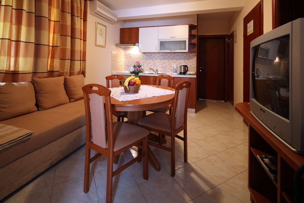 Apartments Ivana 16/30