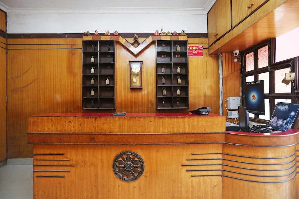 Oyo 26808 Shree Ram Residency 6/32