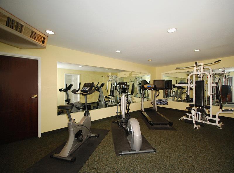 Best Western Plus The Inn At Hampton 12/16