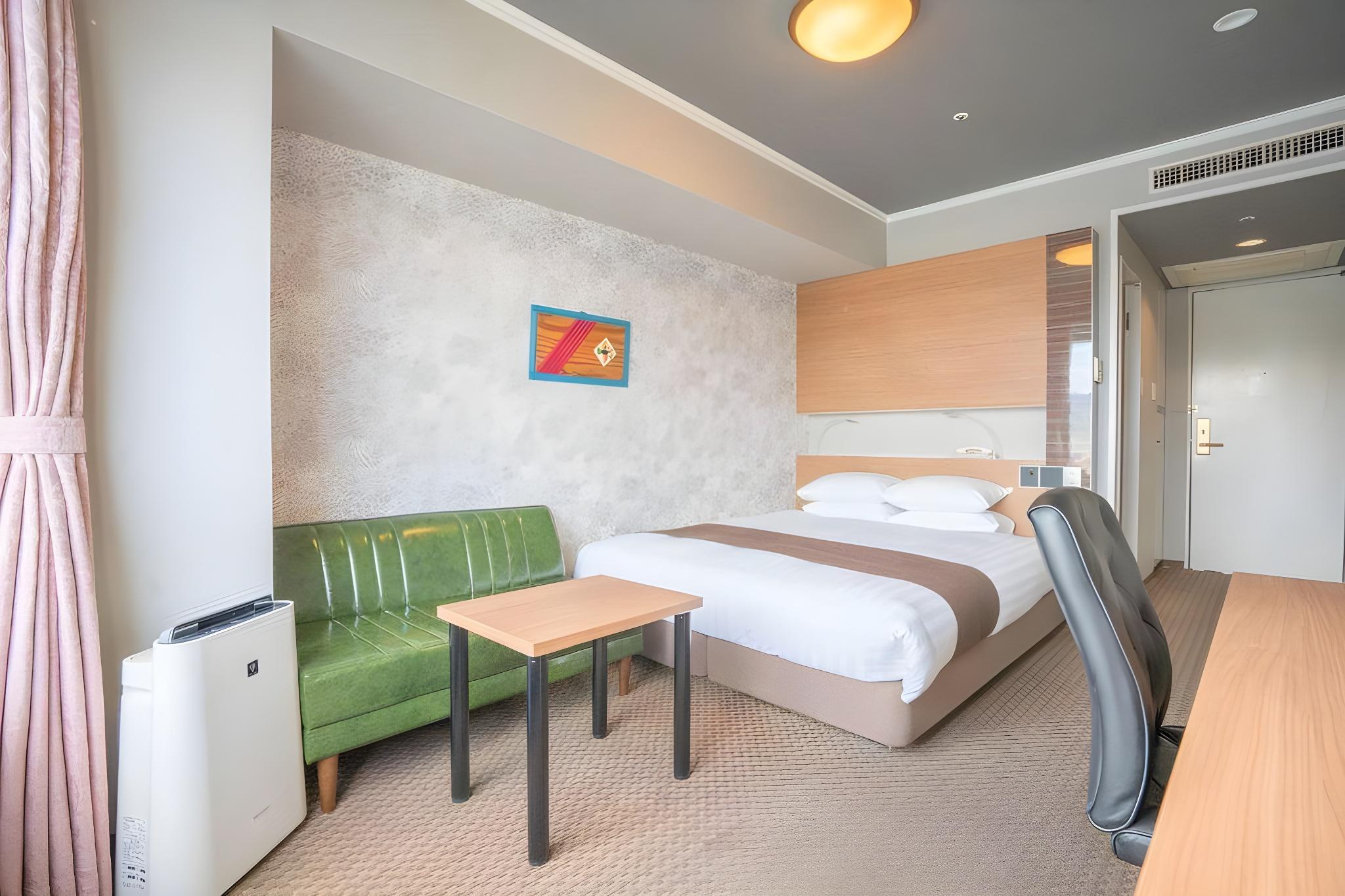 Standard, Double Bed