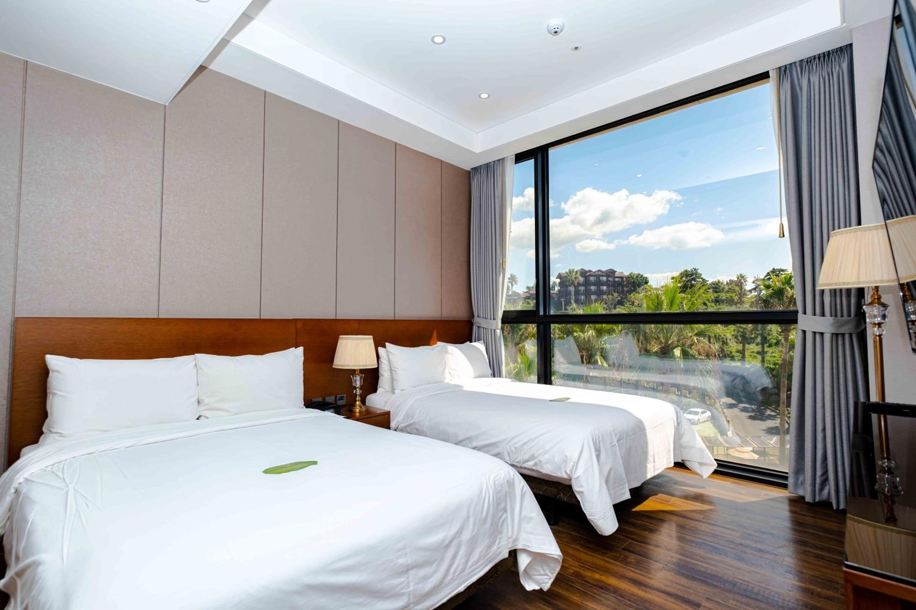 Royal, Ocean, Family, Suite, Dyne Oceano Hotel 6/10