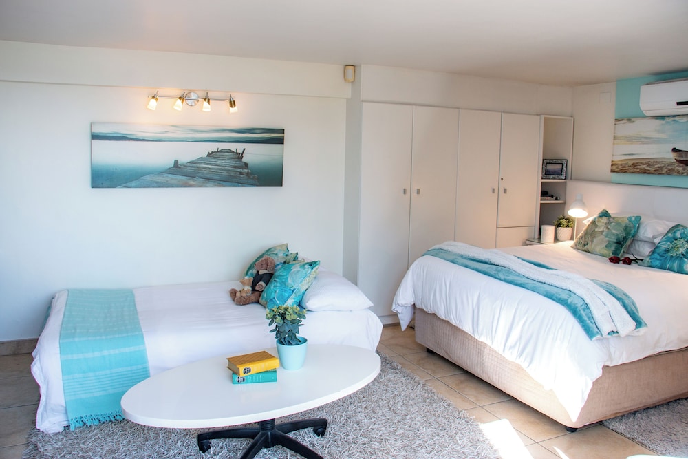 185 On Beach Boutique Suites And Apartments 12/44