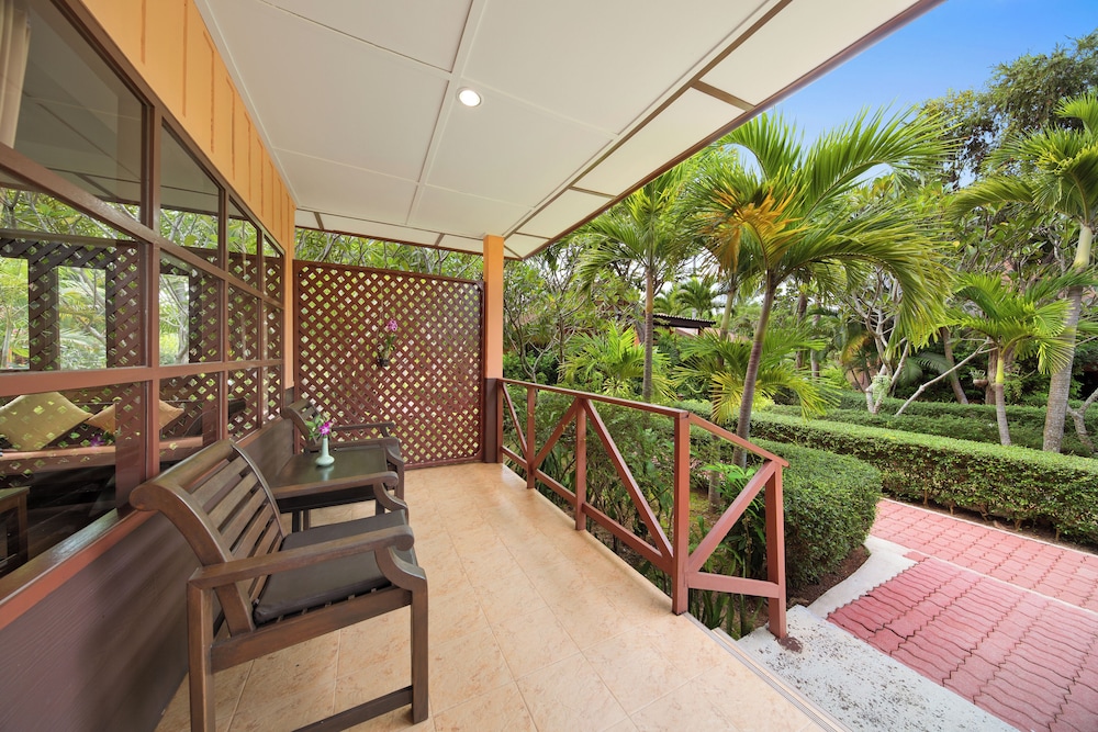 PINNACLE SAMUI RESORT 26/48