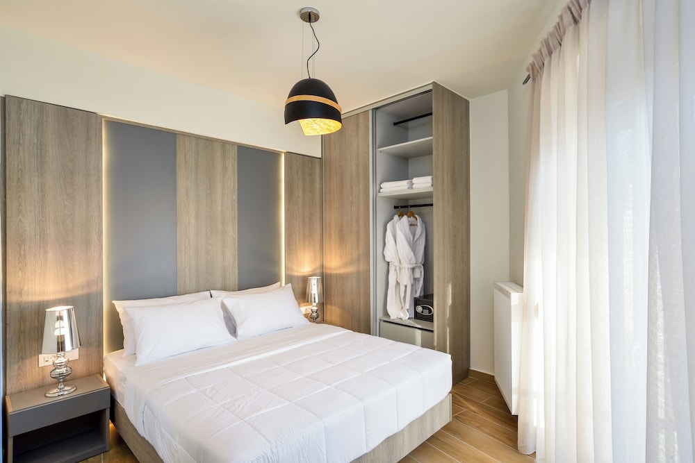 Elia Residences 22/59