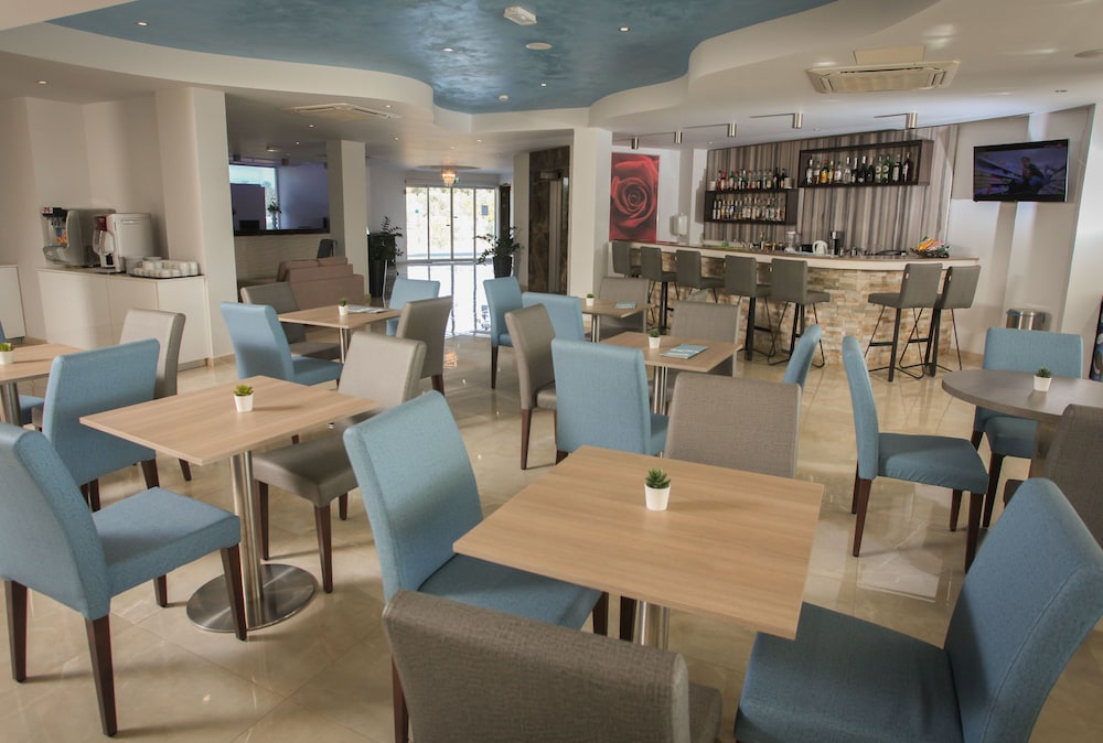 Bellini Hotel 34/48