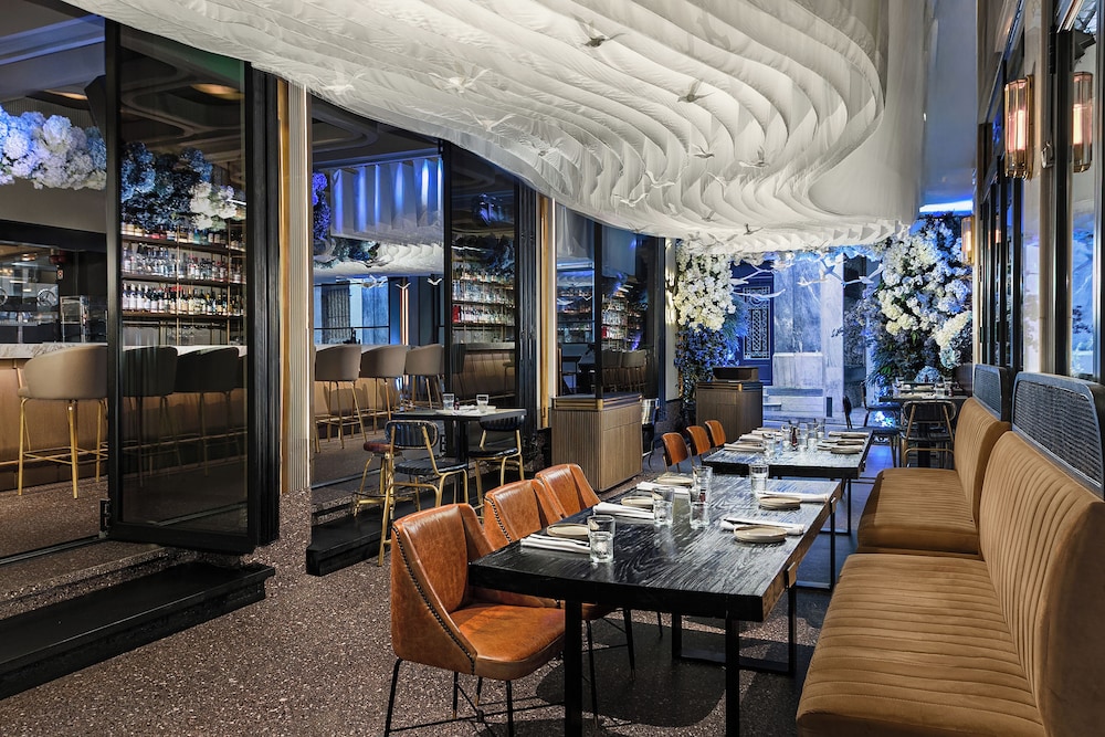 Gatsby Athens Hotel 48/69