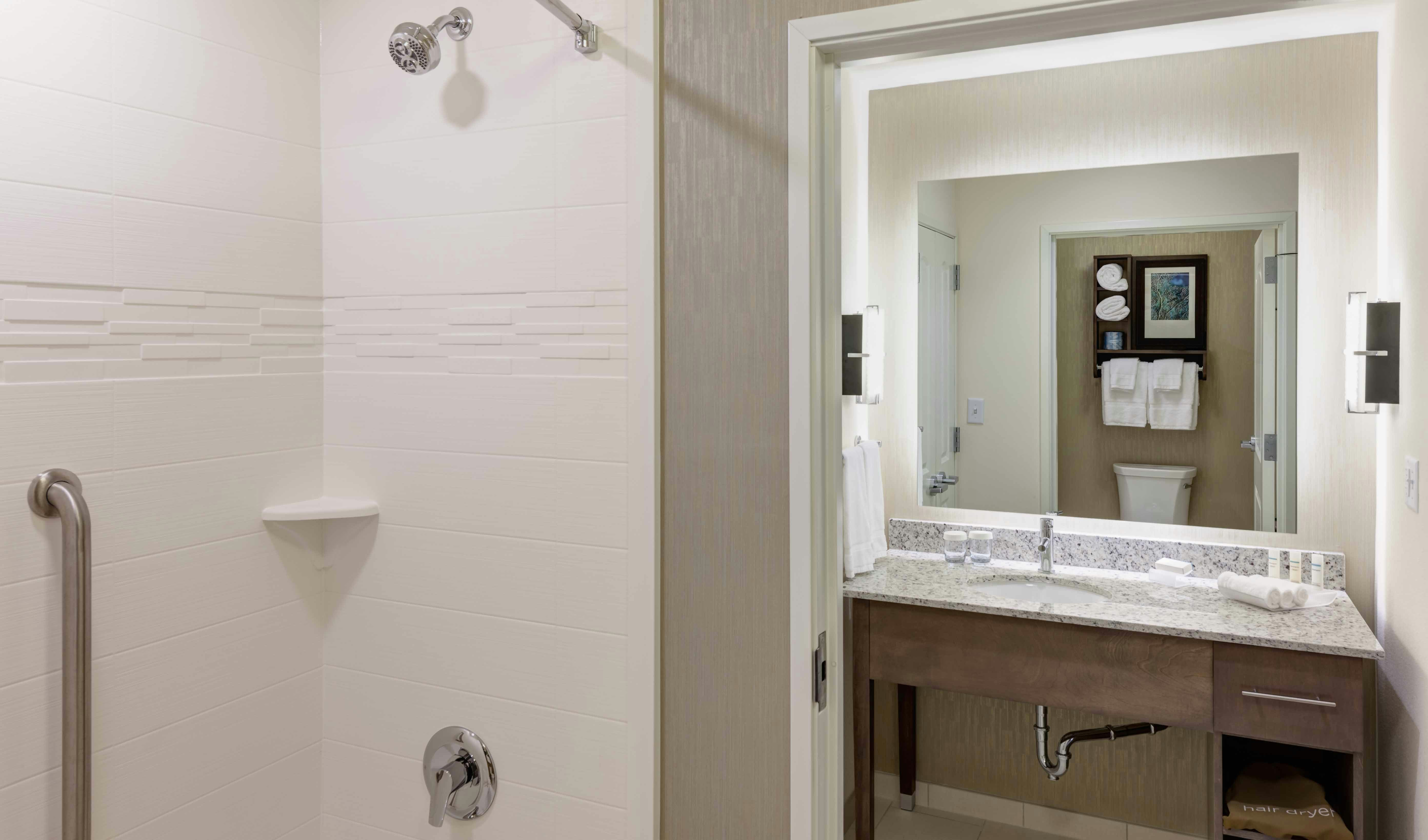 جناح بسريرين كوين لذوي الإعاقة، Homewood Suites By Hilton Cape Canaveral-Cocoa Beach 2/3