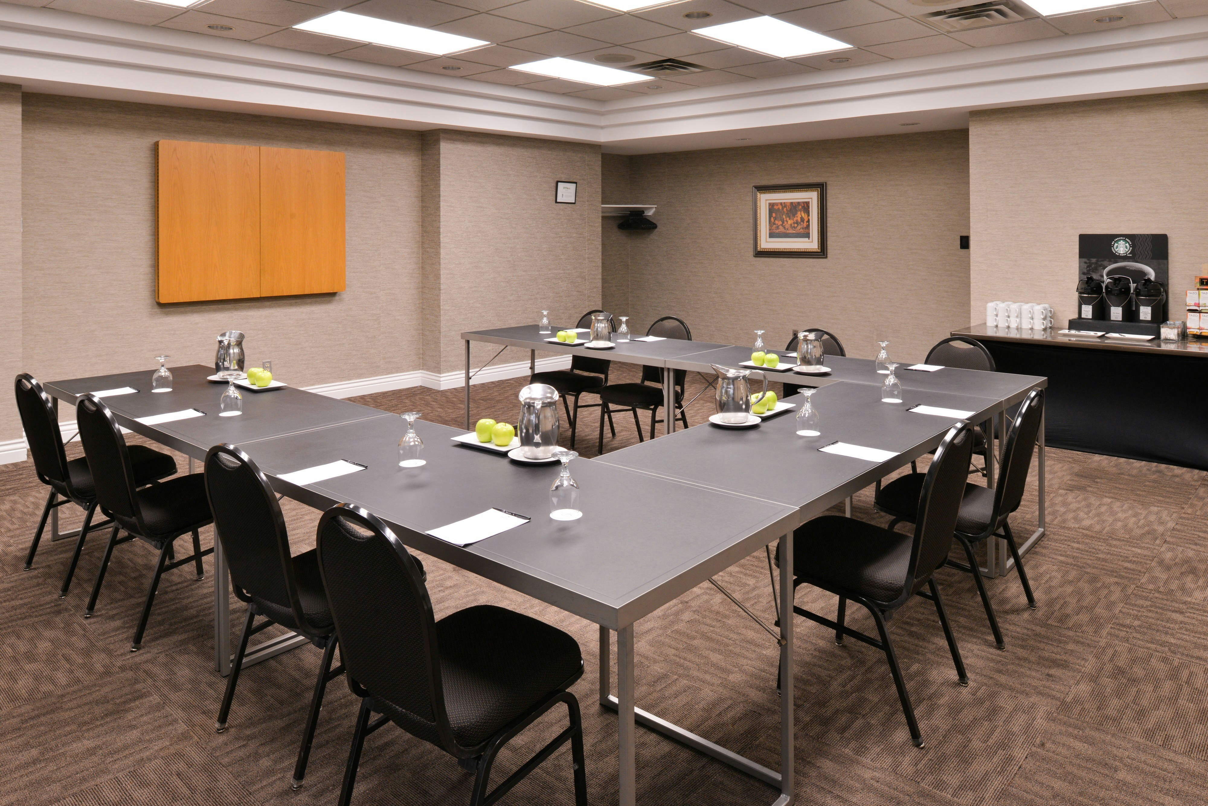 Delta Hotels By Marriott Regina 49/66