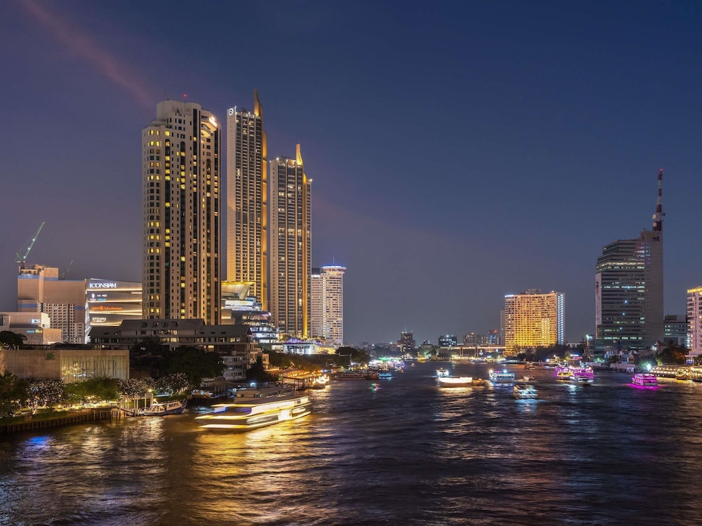 Ibis Bangkok Riverside 63/66