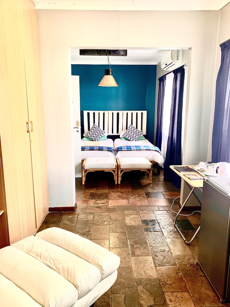 Kate's Nest Guesthouse 5/50