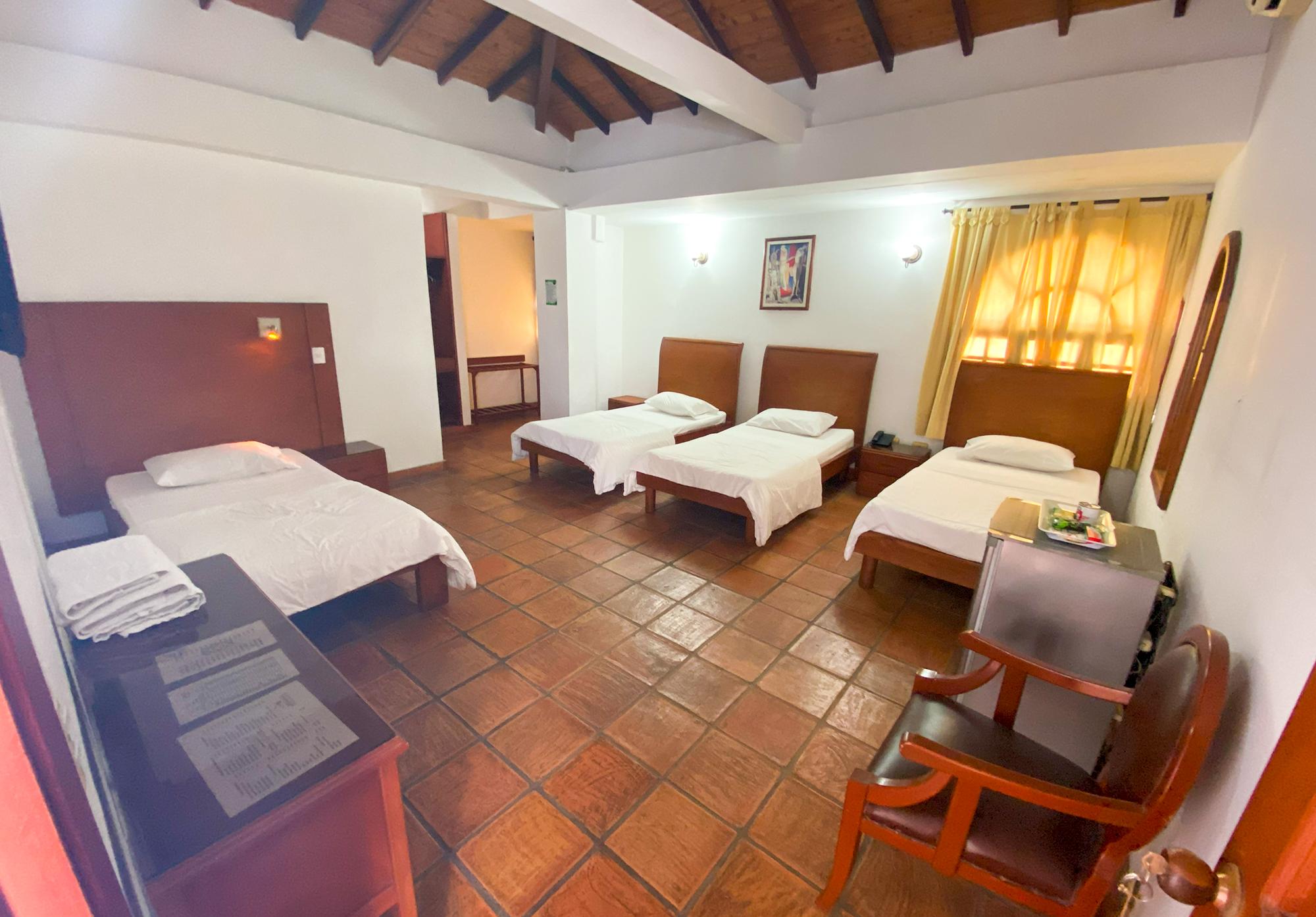Room, Quadruple, Hotel Zaraya 2/4