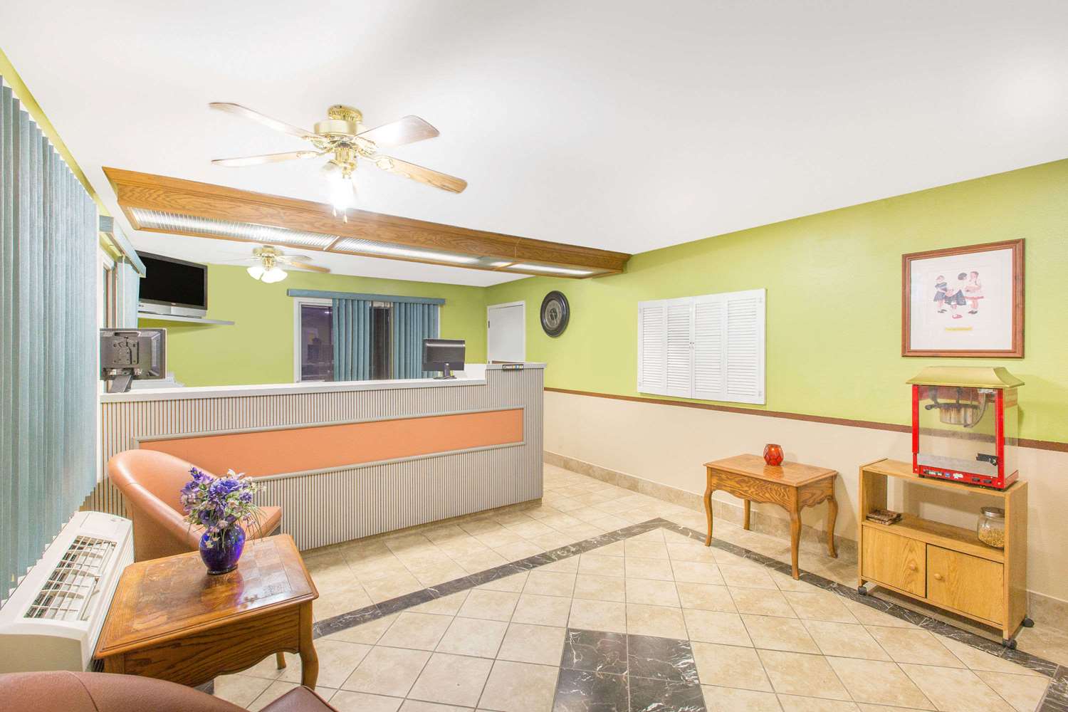 Days Inn by Wyndham Denison IA 3/7