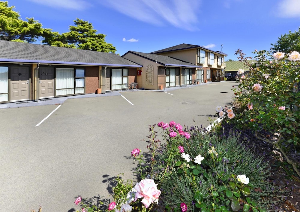 Classique Lodge Motel 47/50