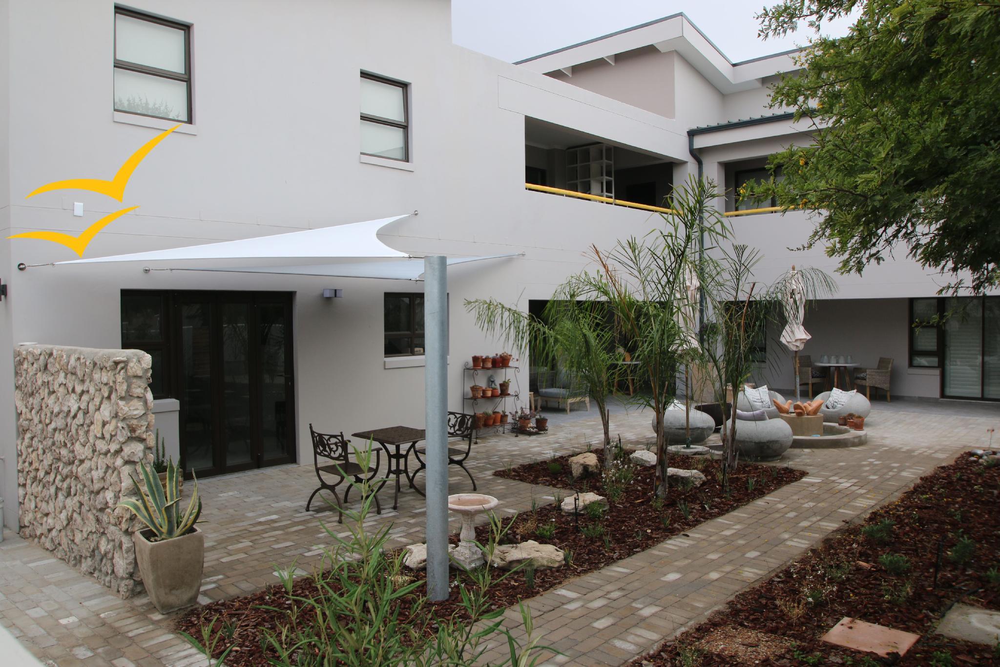 Albatross Guest House 37/40