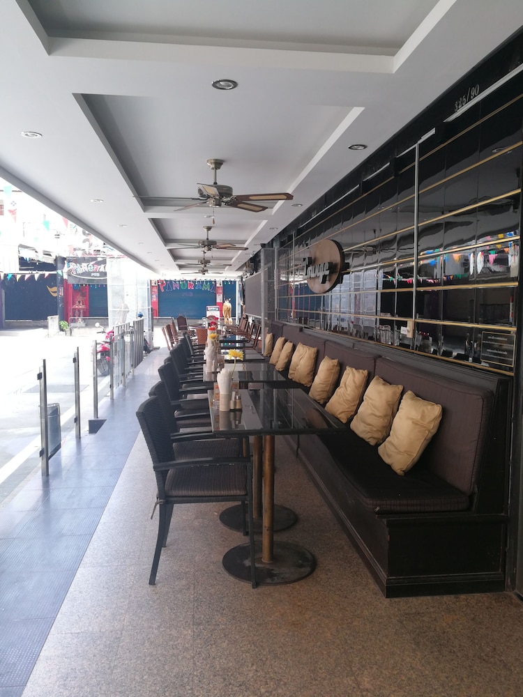 The Ambiance 40/60