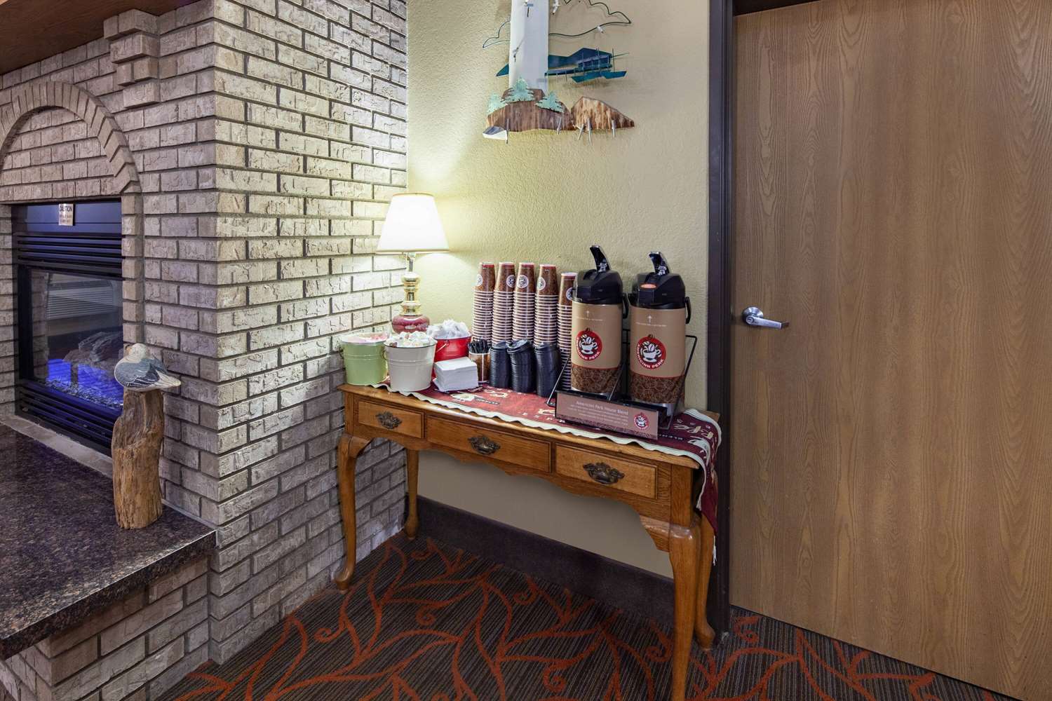 AmericInn by Wyndham Ashland 8/53