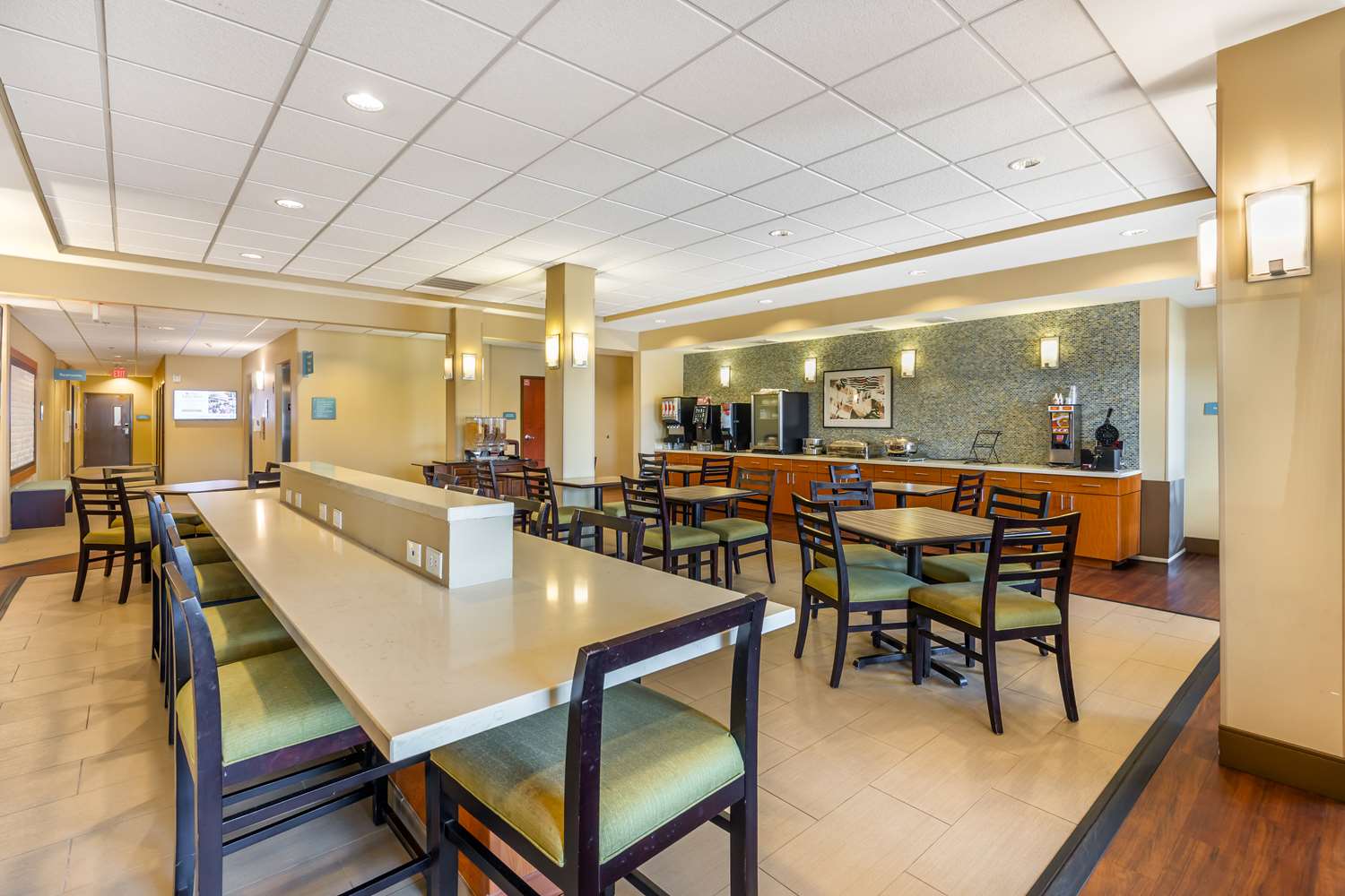 Best Western Plus Tuscumbia/Muscle Shoals Hotel & Suites 13/16