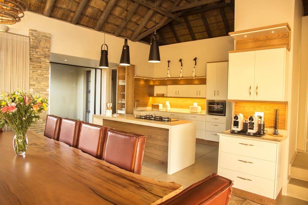 Jacana River Lodge 25/50