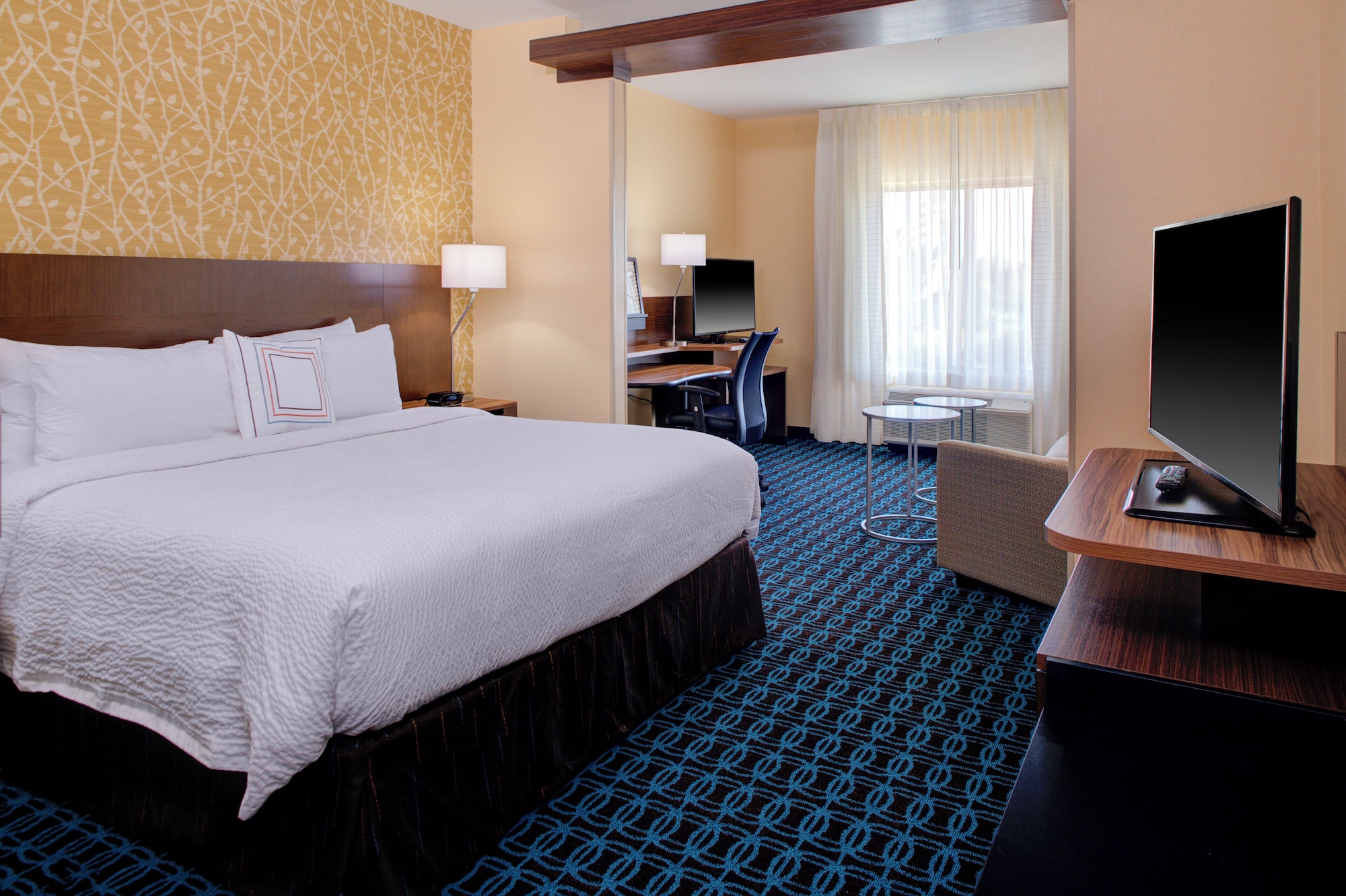 Room at FAIRFIELD INN & SUITES DETROIT CANTON, CANTON - MI