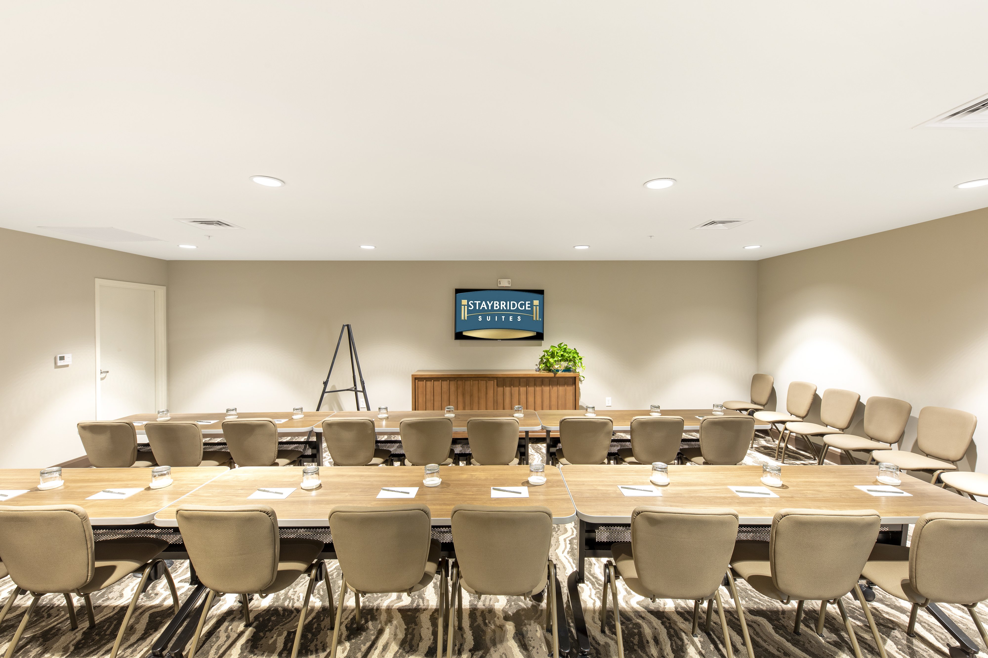 Staybridge Suites Naples Marco Island 57/75
