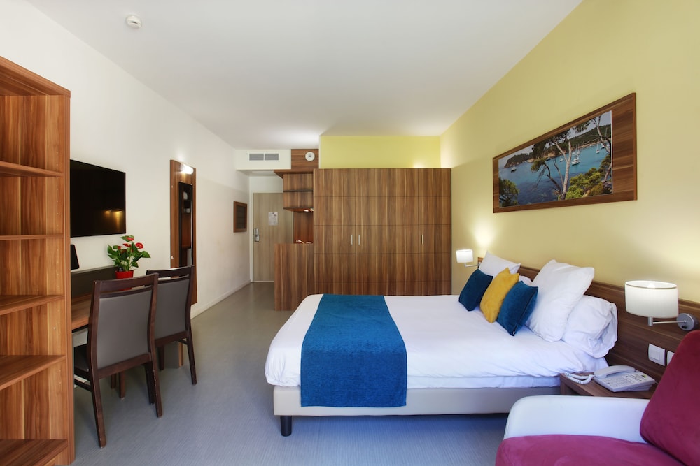 Suite Home Aix en Provence Bouc Bel Air 13/58