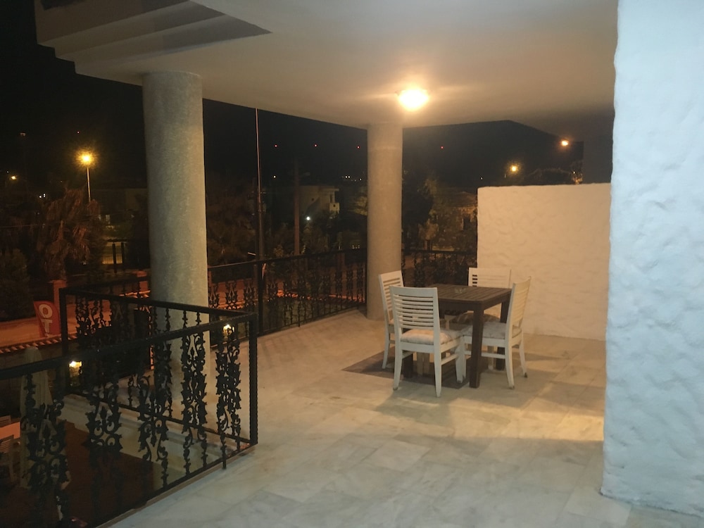 Gerence Otel 46/50