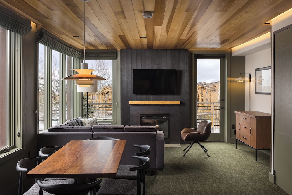 Hotel Terra Jackson Hole 62/68