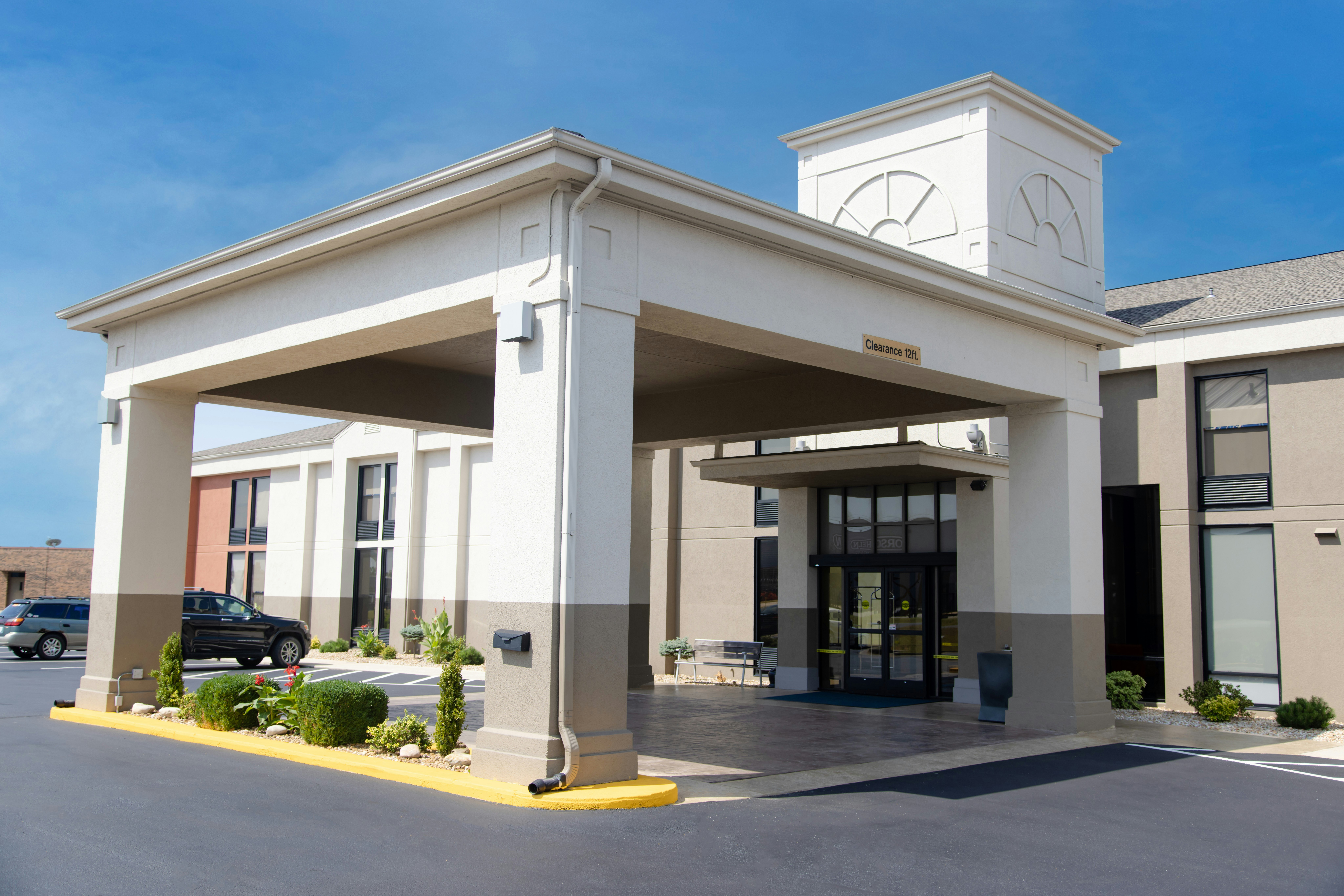 Holiday Inn Express Marshfield (Springfield Area) 2/34