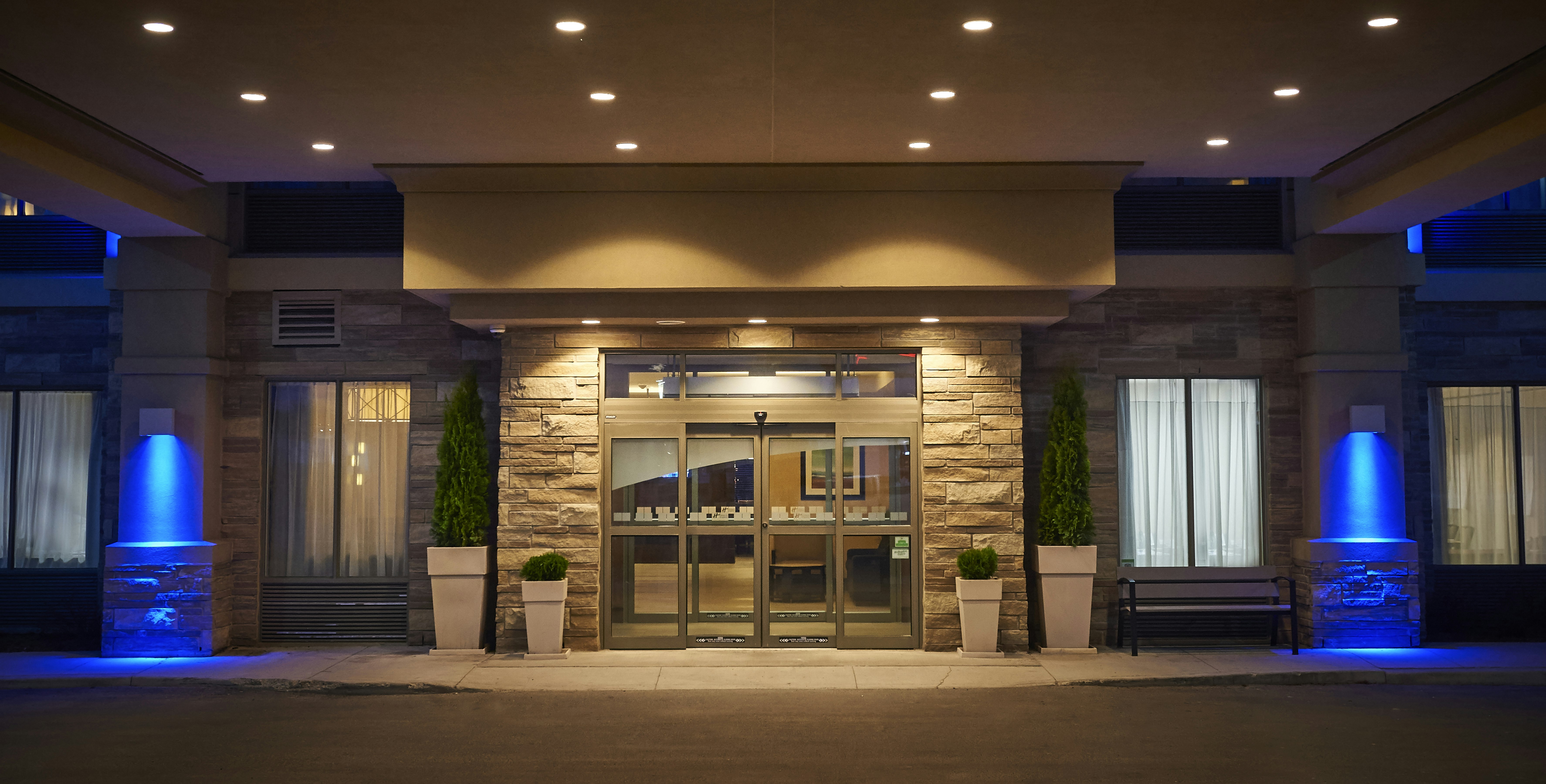 Holiday Inn Express Hotel Amp Suites Timmins 1/39